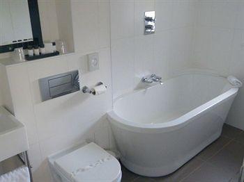Crouchers Hotel 4*